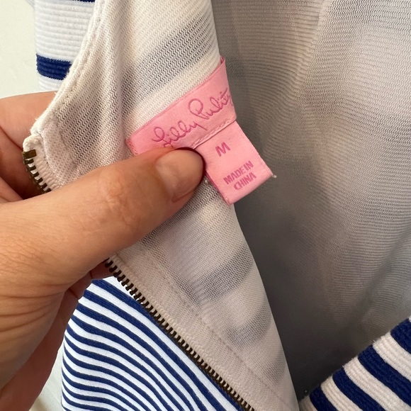 Lilly Pulitzer Layton Shift Dress in Royal Blue and White Size Medium - Picture 5 of 7